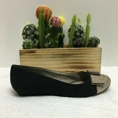 Laura Ashley Women's Black Suede Metallic Bow Closed Toe Flats Shoes Sz 7.5B - Image 1 of 4