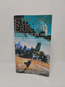 Garden of the Moon: A Tale of the Malazan Book of the Fallen by Steven Erikson - Imagen 1 de 4