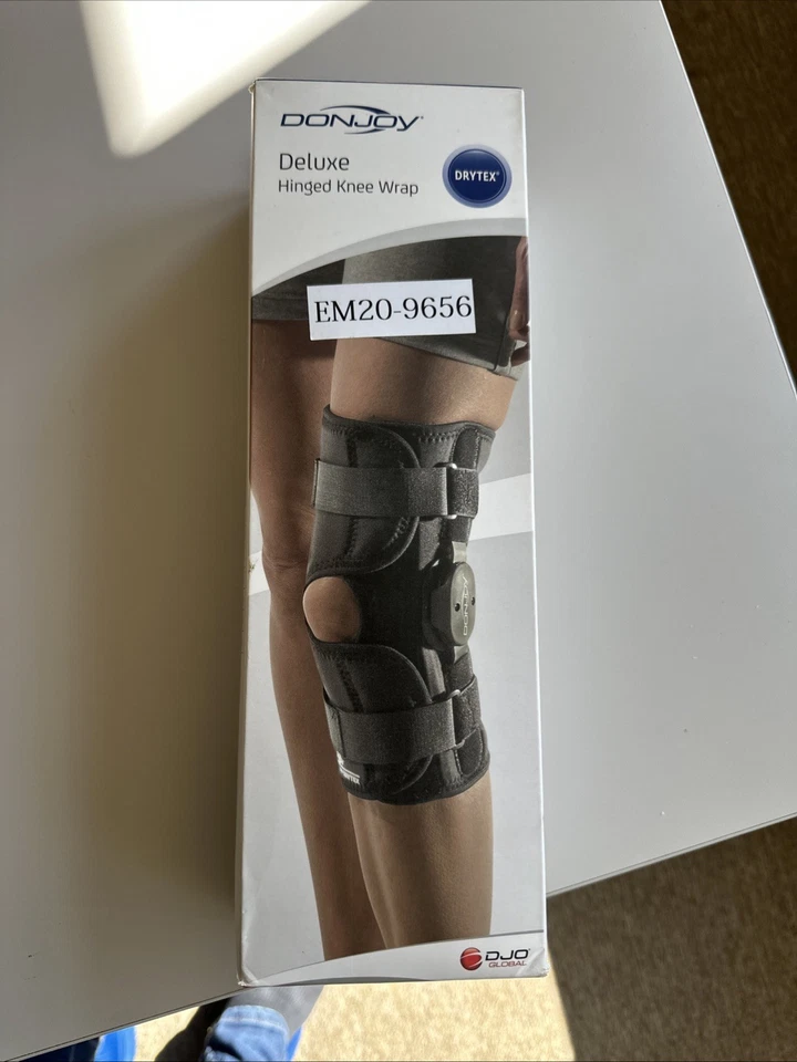 Rodillera DonJoy Deluxe negra con bisagras talla grande manga Drytex abierta poplítea Foto 1 de 1