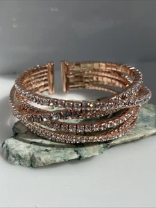 FASHION SPARKLY RHINESTONE 6 ROWS CUFF WRIST GOLD TONE BRACELET 22mm - Picture 1 of 4