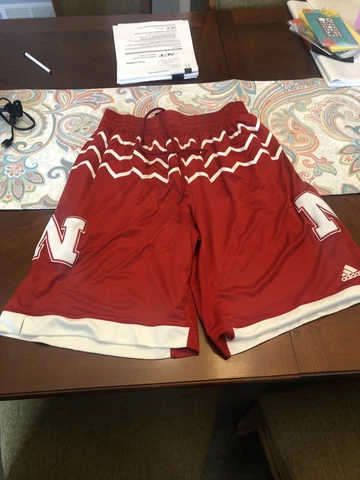 ADIDAS Authentic NCAA Nebraska Cornhuskers Game Shorts Sz XL +2 On Court Retro Cover