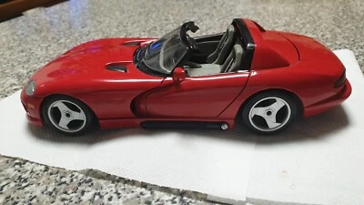 DODGE VIPER RT/10 BBURAGO 3025 SCALA 1:18 MODELLINO STATICO EPOCA - Immagine 1 di 4