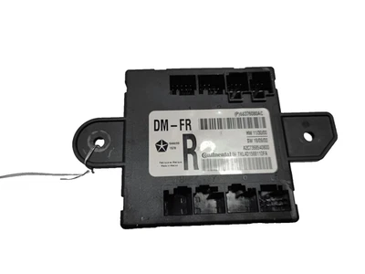 原始设备制造商 JEEP CHEROKEE 2014 - 2020 前右乘客门控制模块 — 第 1/4 张图片