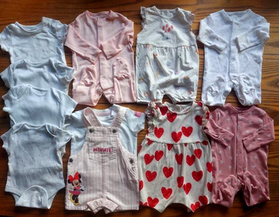 Lote de ropa de bebé niña. Talla 0-3 meses. 11 artículos. Disney Minnie / Corazones - Imagen 1 de 4