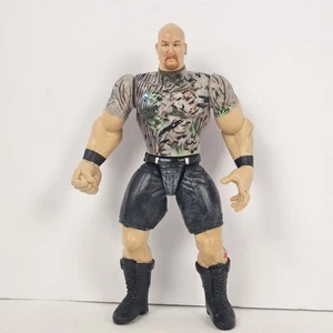 Stone Cold Steve Austin Raw is War WWF Figure 1998 Jakks Pacific Camouflage WWE - Foto 1 di 9