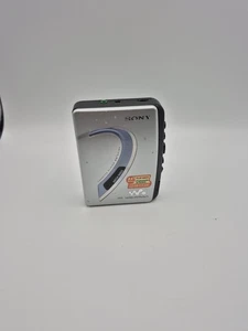 Sony WM-EX194 Personal Cassette Player - Picture 1 of 9