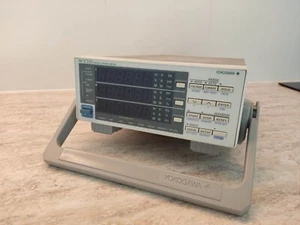 Medidor de potencia digital Yokogawa WT210 con interfaz GPIB - Imagen 1 de 4
