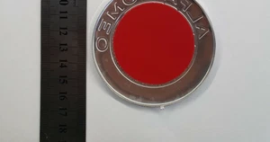 2x Emblem Logo Front Heck Grün Zeichen Wappen Grill vorne hinten - Bild 1 von 1