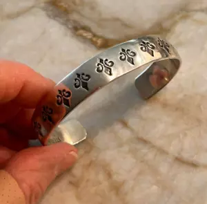 Mignon Faget 34.8g Sterling Fleur de Lis Cuff Bracelet: HANDMADE FABULOUSNESS! - Picture 1 of 10