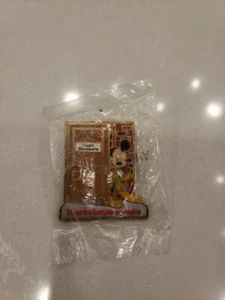 Prendedor mágico entre bastidores Mickey - Plutón - en embalaje original Disney WDW 2011 miembro del elenco - Imagen 1 de 3