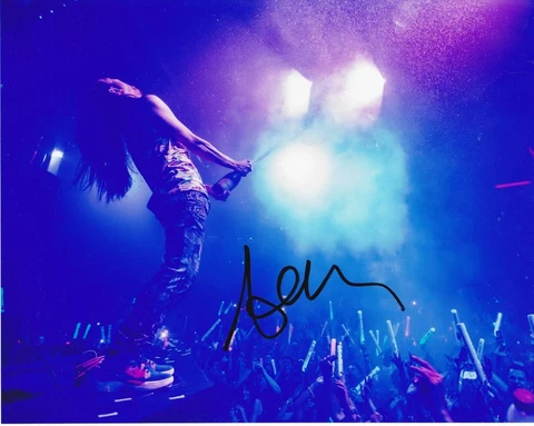 Celebrity DJ Steve Aoki Autographed Photo 8x10 COA Memorabilia Cover