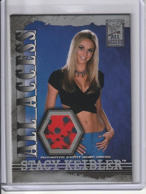 Parche de vestido Fleer WWF Stacy Keibler 2002 acceso completo auténtico usado en eventos #AAM-SK Foto 1 de 2
