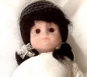 Vintage 1991 Wangs Int. Just For Keeps, Soft Body Blank 14” Brunette Po - Picture 1 of 8