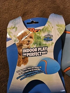 Chuckit Indoor Super Slider Self Fetch Squeaker Dog Toy Glides On Most Floors - Picture 1 of 5