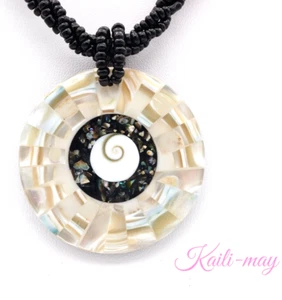 Collar colgante NATURAL MADREPERLA SHIVA Shell HECHO A MANO - Imagen 1 de 9