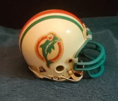 Minicasco Riddell NFL retro de los Miami Dolphins de colección de los 90 3 5/8 Foto 1 de 4