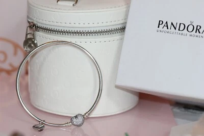 NUEVO EN CAJA PANDORA Juego de regalo brazalete/dije pavé lleno de corazón con cremallera alrededor de 21 cm 794121 Foto 1 de 4