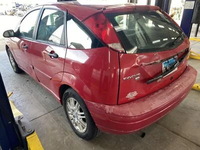 Б/у левый задний фонарь в сборе подходит для: 2006 Ford Focus Cpe 3 Dr L. левый класс A - Изображение 1 из 4