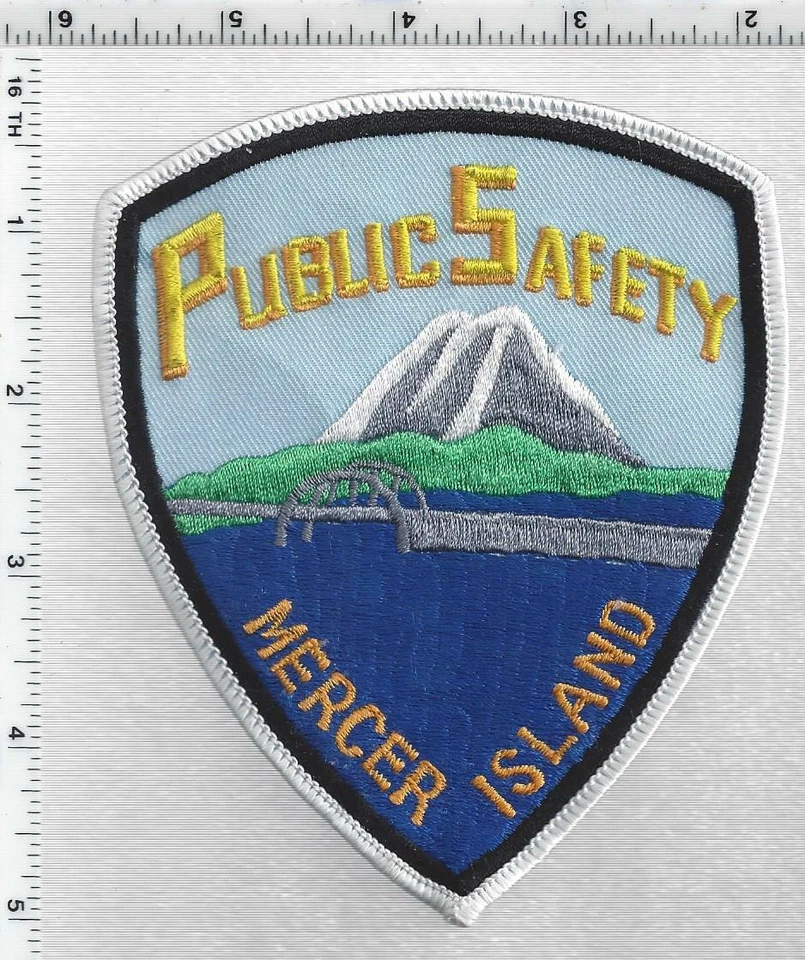 Mercer Island Public Safety (Washington) 1st Issue Shoulder Patch - Image 1 of 1