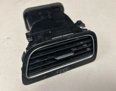 Volkswagen GTI Golf R 2015-2021 Alltrack pasajero derecho tablero ventilación aire 5GM819704 Foto 1 de 4