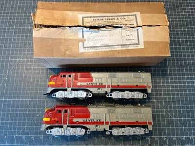 Marx Train 1095 POWERED & DUMMY E7 EMD Locomotive w/ RARE ORIGINAL SHIPPING BOX - Image 1 of 4