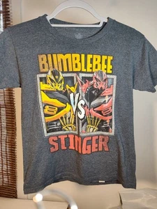Boys Transformers Bumblebee Vs Stinger T Shirt Size 8 - Picture 1 of 3