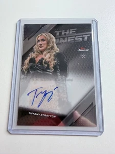 2025 Topps Finest WWE - TIFFANY STRATTON - Auto - Picture 1 of 2