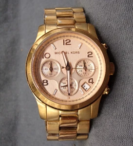 Women's MICHAEL KORS "Runway" Watch MK-5128 w/ New Battery - Works Great! - Picture 1 of 5