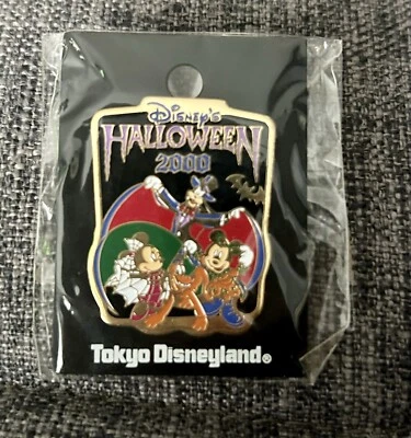 Tokyo Disneyland Halloween 2000 Pin Mickey Mouse Minnie Pluto & Goofy - Image 1 of 2
