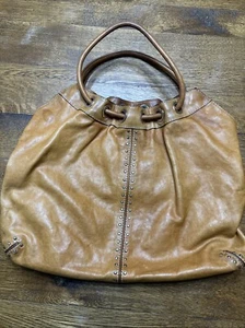 Michael Kors Bolso de Mano Cartera Bolso de Mano Vintage Cuero Tachonado Hombro Marrón Leer - Imagen 1 de 15