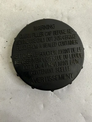 2010 Ford Edge Brake Fluid Reservoir Cap - Image 1 of 4