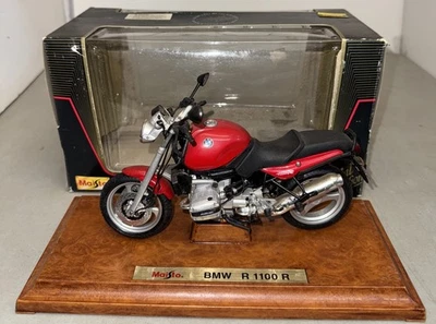 Vintage 1995 Maisto Die-Cast Metal 1:10 Special Edition BMW R 1100 R #31601 - Image 1 of 4