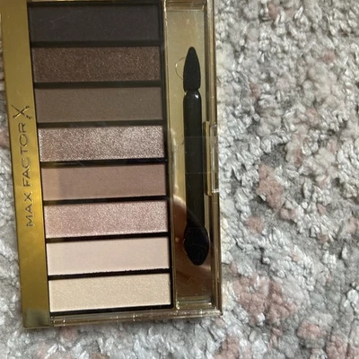 MAX FACTOR MASTERPIECE NUDE PALETTE 001 CAPPUCCINO NUDES 6.5G NEW AND UNUSED - Image 1 of 2