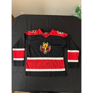 Calgary Flames NHL Jersey Youth Medium 10/12 Mighty Mac Sports - Picture 1 of 7