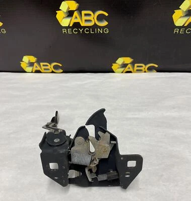 Dodge Caravan 2006 capó pestillo montaje Dodge Caravan 06 OEM Foto 1 de 4