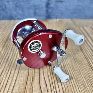 Vintage Kmart #007 Bait Casting Fishing Reel Trolling Reel Japan Red Fresh Salt - Picture 1 of 9