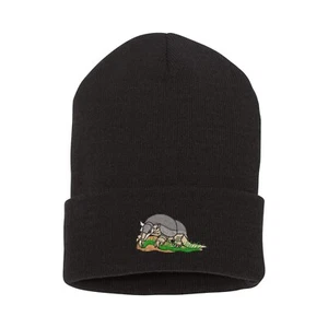 Armadillo embroidered beanie hat, wildlife animal embroidered beanie hat - Foto 1 di 2