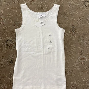 NEW! GAP Kids Girls Lace Trimmed White Tank Top Sz 10 - Picture 1 of 4