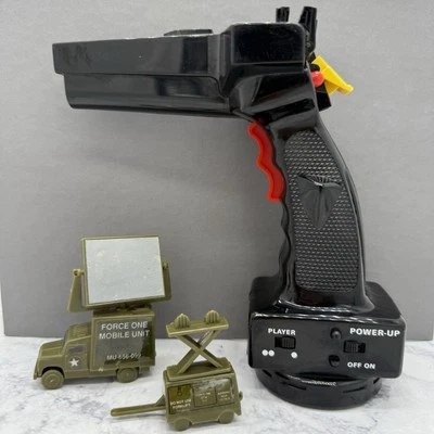 Controlador Joystick y Unidad Móvil Vehículo De Colección Ertl Force One Air Strike Command Foto 1 de 4
