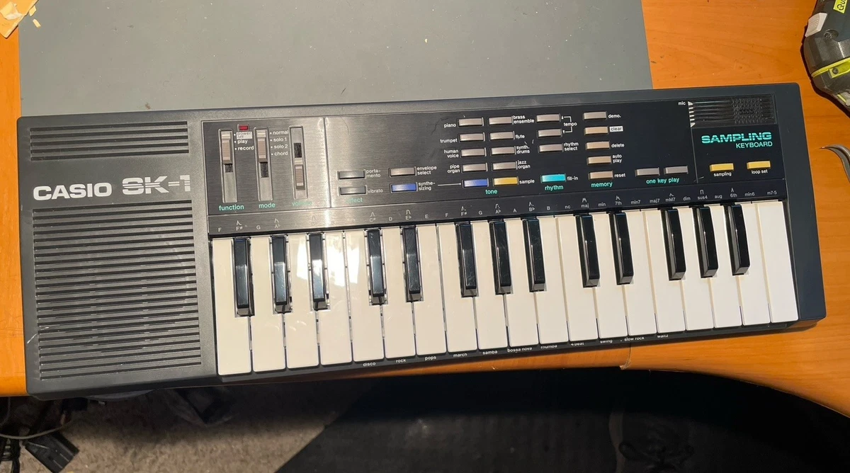 CASIO SK-1 37鍵 電子オルガン CASIO SK-1 37鍵 電子オルガン Amazon | CASIO SK-1 | シンセサイザー