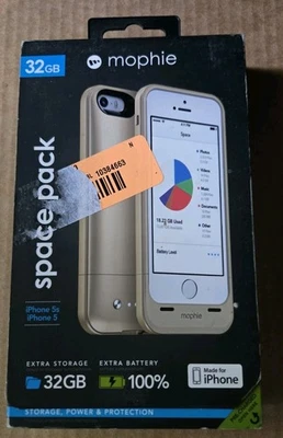 Mophie Space Pack 32GB Extra Storage Battery Case for iPhone 5 iPhone 5s White - Image 1 of 4