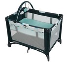 Graco Pack 'n Play On the Go Playard with Bassinet in STRATUS, BRAND NEW