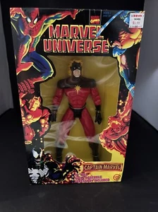 1997 Toybiz Marvel Universe Captain Marvel 10"Tall Fully Poseable RARE - Picture 1 of 5