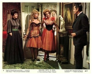 Heaven with a Gun 8x10 lobby card Glenn Ford Angelique Pettyjohn Carolyn Jones