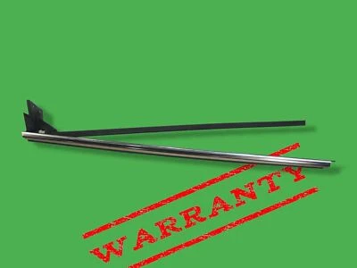 MERCEDES W209 CLK500 2003-2009 DELANTERO IZQUIERDO LADO CONDUCTOR PUERTA VENTANA SELLO TIRA Foto 1 de 4