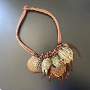 Muschel Koralle Perlen Feder Stoff Kordel Halskette 18 Zoll Handarbeit Ozean Strand - Bild 1 von 9