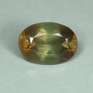 0,85 Cts_Antiguo_100 % Natural Sin Calentar Doble Tono Color Andalucita Brasileña - Imagen 1 de 3