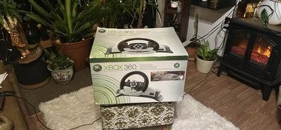 xbox steering wheel and pedals x/s and Xbox One also works with Windows  - Image 1 of 4