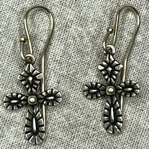 James Avery Kreuz Ohrhänger Sterlingsilber 0,925 - ZURÜCKGENOMMEN - Bild 1 von 4