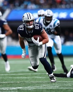 Foto de fútbol americano de la NFL Jake Ferguson Running Action Dallas Cowboys 8x10 - Imagen 1 de 1